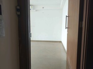 Room in 2 BHK Apartment at Runwal Bliss, Kanjurmarg East – for Rent