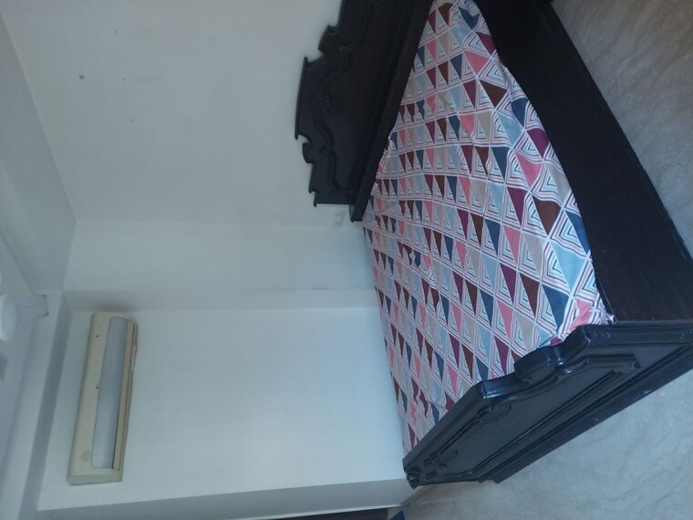 Bedroom, new rajinder nagar 3 Bedroom 125 Sq.Yd. Builder Floor In New Rajinder Nagar Delhi 10491053