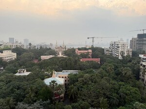 3 BHK Apartment – Exterior View View at Resham Tower, Bandra West - for Rent