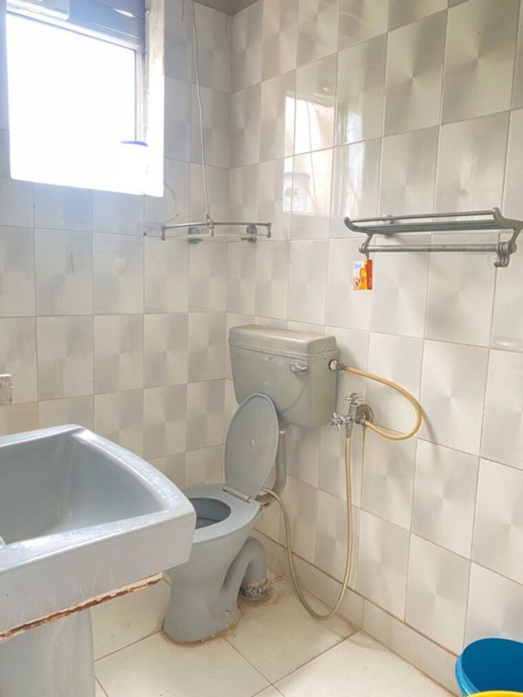 Bathroom, ratu 3 Bedroom 1280 Sq.Ft. Apartment In Ratu Ranchi 10490986