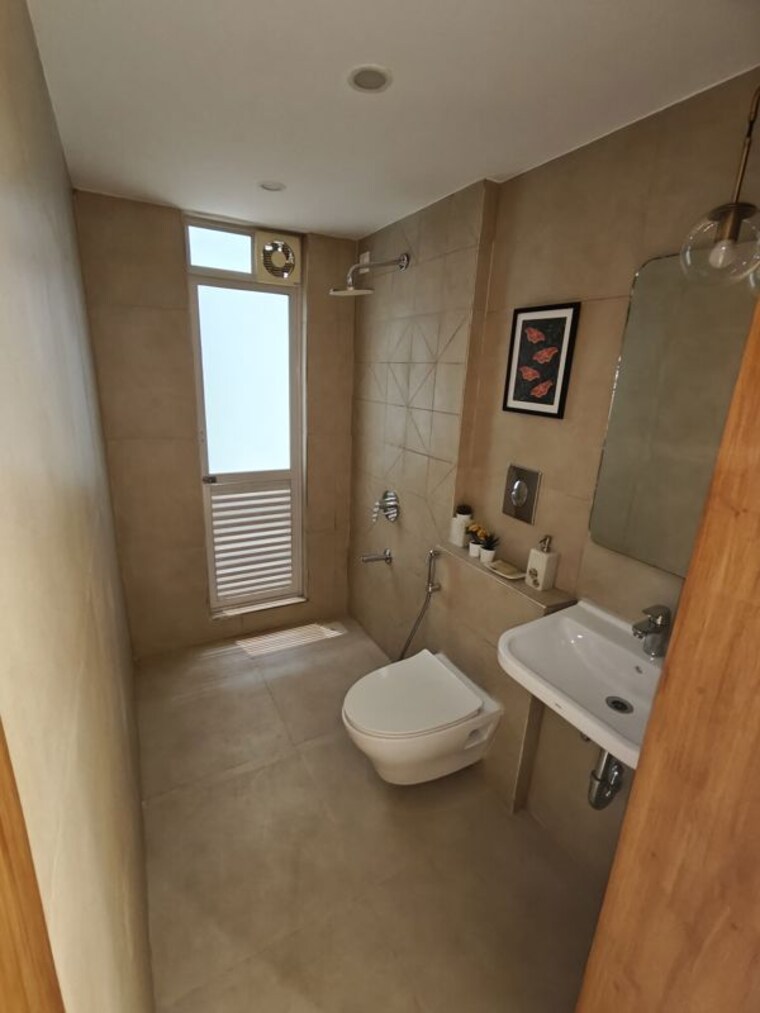 Bathroom, shapoorji-pallonji-the-canvas-residences 2 Bedroom 626 Sq.Ft. Apartment In Sewri Mumbai 10491054