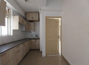 Bathroom in 2 BHK Apartment at Supertech 34 Pavilion, Sector 34 – for Sale