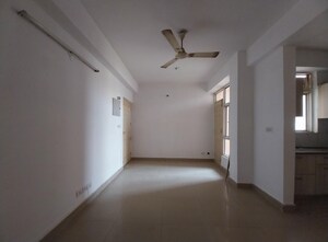Room in 2 BHK Apartment at Supertech 34 Pavilion, Sector 34 – for Sale