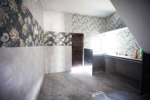 Living Room in 2 BHK Independent House at Krishna Nagar – for Sale