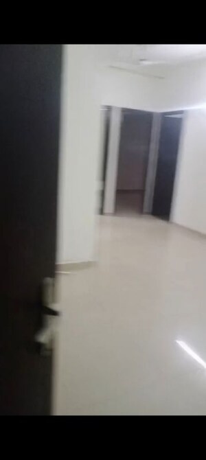 Room in  Apartment at Mahagun My Woods, Sector 16c Greater Noida – for Rent
