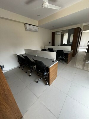  Office Space For Rent in Ratnanjali Square, Jodhpur