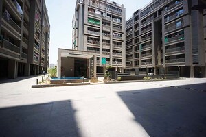 2 BHK Apartment For Sale in Vaishnodevi Circle