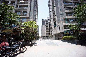 2 BHK Apartment – Exterior View View at Vaishnodevi Circle - for Sale
