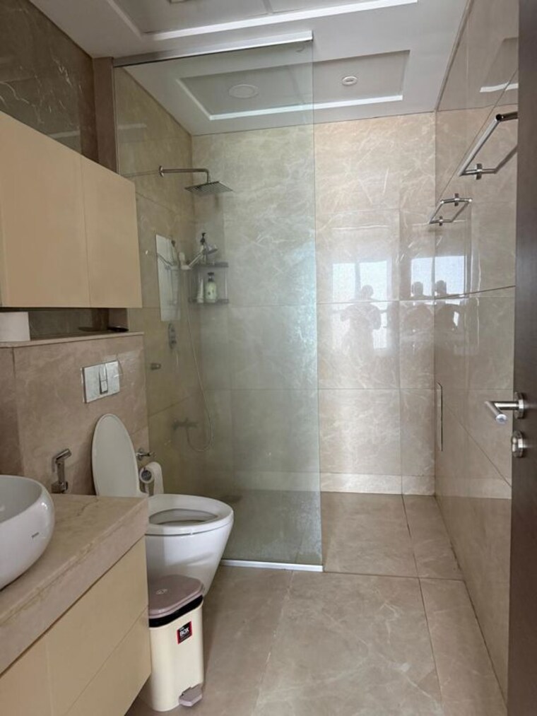 Bathroom, bombay-realty-island-city-center-icc 3 Bedroom 2300 Sq.Ft. Apartment In Wadala Mumbai 10491084