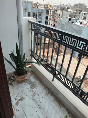 1 RK Builder Floor For Rent in Neb Sarai