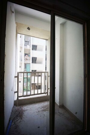 Room in 1 BHK Apartment at Chandkheda – for Sale