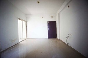 Room in 1 BHK Apartment at Chandkheda – for Sale