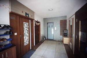 Room in 2 BHK Apartment at Ghatlodia – for Sale