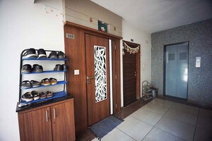 Room in 2 BHK Apartment at Ghatlodia – for Sale