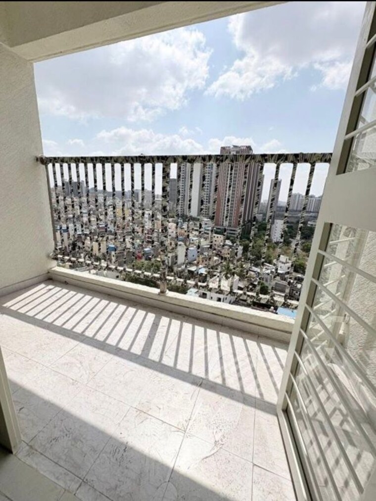 Balcony, vascon-forest-county 2 Bedroom 850 Sq.Ft. Apartment In Kharadi Pune 10491184