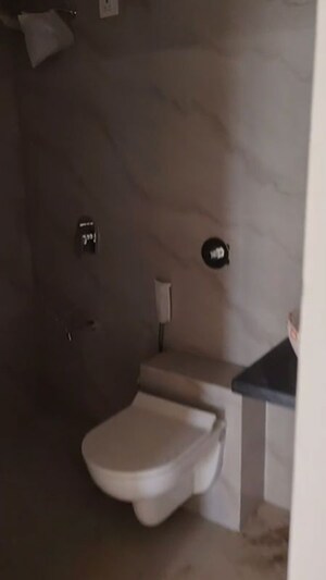 Bathroom in 1 BHK Apartment at Chembur – for Rent