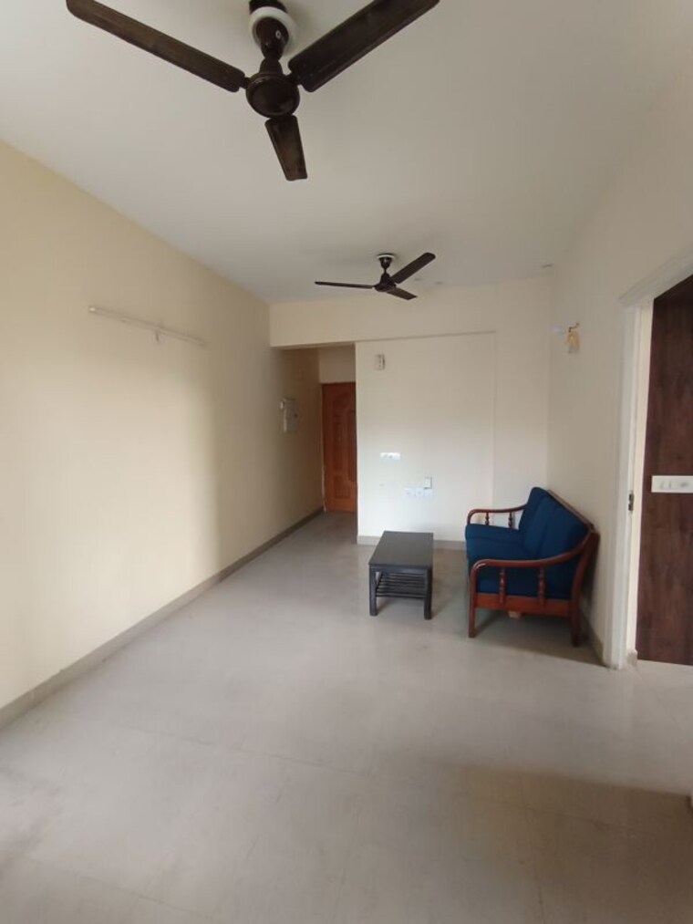 Room, shree-vardhman-flora 2 Bedroom 800 Sq.Ft. Apartment In Sector 90 Gurgaon 10491209