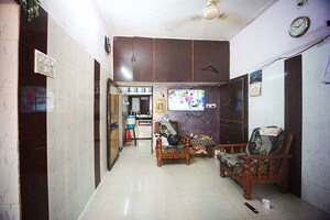 Living Room in 4 BHK Independent House at Ellisbridge – for Sale