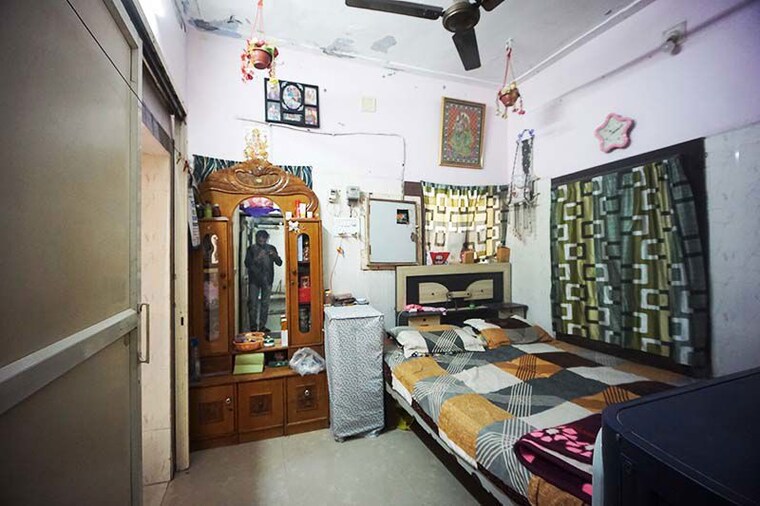 Living Room, ellisbridge 4 Bedroom 80 Sq.Yd. Independent House In Ellisbridge Ahmedabad 10491211