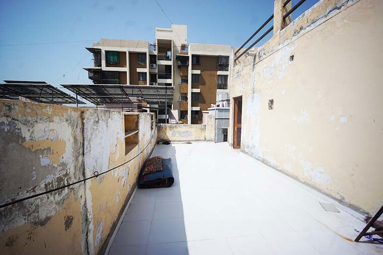 Balcony, ellisbridge 4 Bedroom 80 Sq.Yd. Independent House In Ellisbridge Ahmedabad 10491211