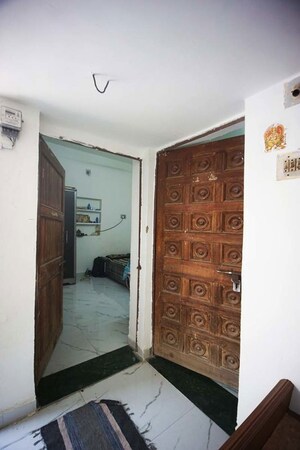 Furnished Amenities in 4 BHK Independent House at Ellisbridge – for Sale