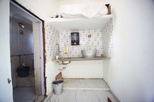 Bathroom in 4 BHK Independent House at Ellisbridge – for Sale