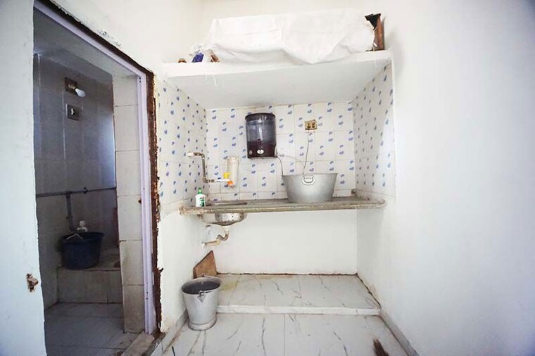 Bathroom, ellisbridge 4 Bedroom 80 Sq.Yd. Independent House In Ellisbridge Ahmedabad 10491211
