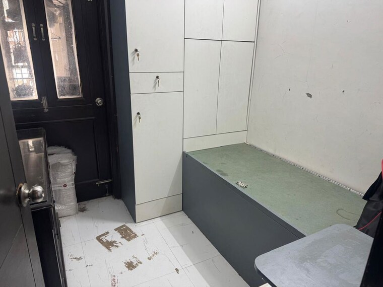 Kitchen, tgb-meghdutam 4 Bedroom 3350 Sq.Ft. Apartment In Sector 50 Noida 10491257