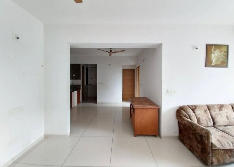 Living Room, chandkheda 3 Bedroom 2000 Sq.Ft. Apartment In Chandkheda Ahmedabad 10491296