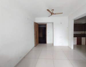 Room in 3 BHK Apartment at Chandkheda – for Sale