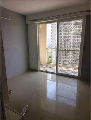 Room in 2 BHK Apartment at Shree Vardhman Green Court, Sector 90 – for Rent