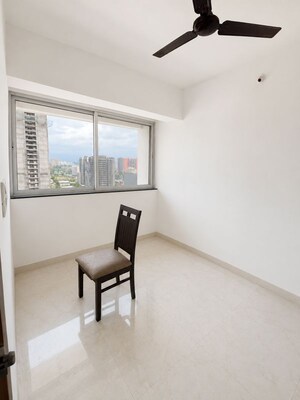 Room in 2.5 BHK Apartment at Somani Dream Home, Punawale – for Rent