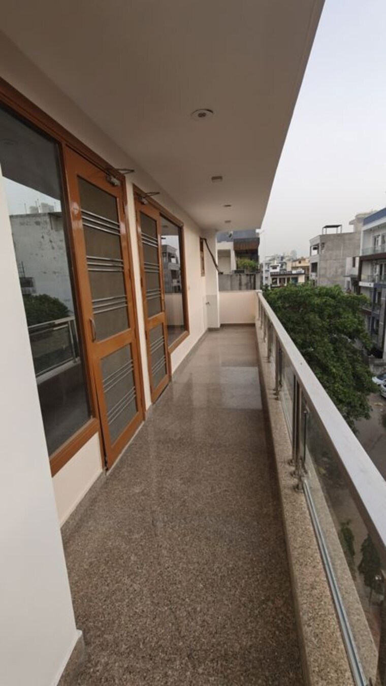 Balcony, sushant lok iii 3 Bedroom 2350 Sq.Ft. Builder Floor In Sushant Lok Iii Gurgaon 10491333