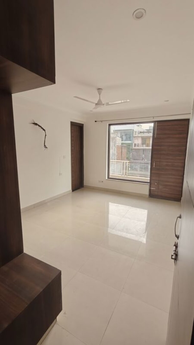 Room, sushant lok iii 3 Bedroom 2350 Sq.Ft. Builder Floor In Sushant Lok Iii Gurgaon 10491333