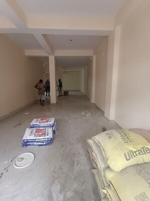 Parking in  Warehouse at Mithapur – for Rent