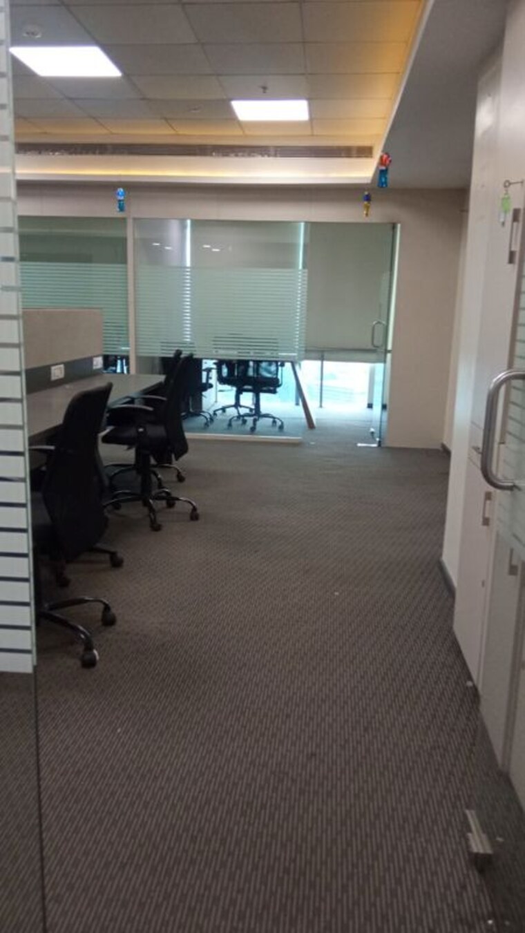  Parking, rupa-solitaire Commercial Office Space 1800 Sq.Ft. In Kopar Khairane Navi Mumbai 10491384