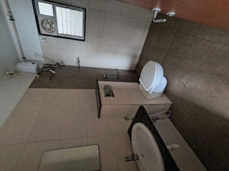 Bathroom, kolte-patil-life-republic-sec-r7-7th-avenue-i 2 Bedroom 810 Sq.Ft. Apartment In Hinjewadi Pune 10491340