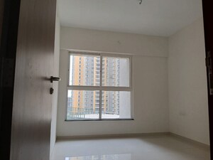 Room in 3 BHK Apartment at Pride Purple Park Titan, Hinjewadi – for Rent
