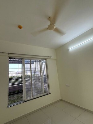 Room in 2 BHK Apartment at Kolte Patil Life Republic R 10, Hinjewadi – for Rent