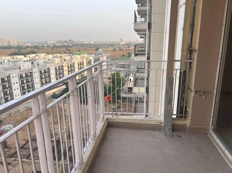 Balcony, gls-avenue-81 2.5 Bedroom 677 Sq.Ft. Apartment In Sector 81 Gurgaon 10491445