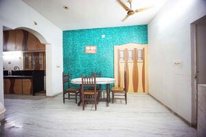 Room in 4 BHK Independent House at Sargasan – for Sale