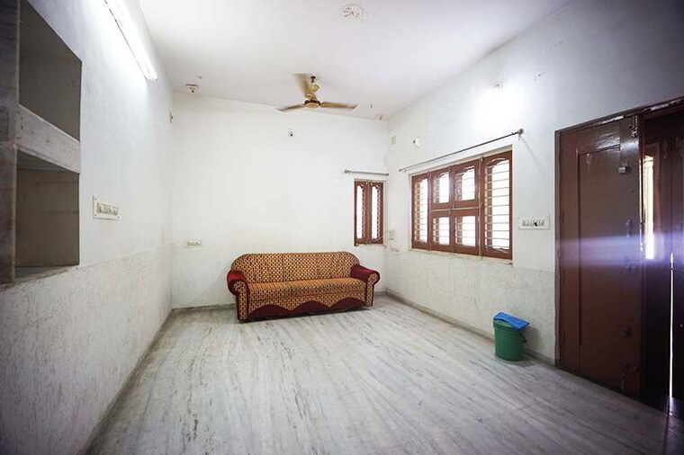 Room, sargasan 4 Bedroom 350 Sq.Yd. Independent House In Sargasan Gandhinagar 10491469
