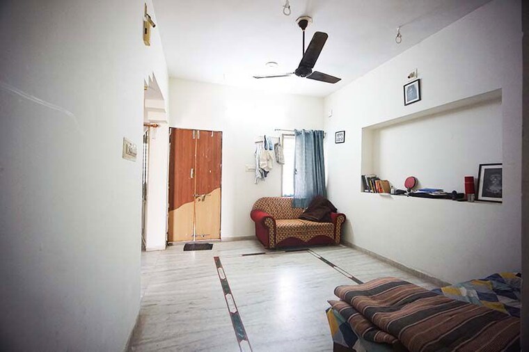 Bedroom, sargasan 4 Bedroom 350 Sq.Yd. Independent House In Sargasan Gandhinagar 10491469