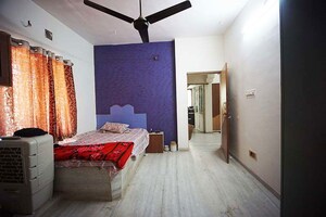 Bedroom in 4 BHK Independent House at Sargasan – for Sale