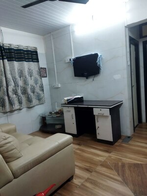 Team Area in 1.5 BHK Apartment at Daya Sagar CHSL, Goregaon East – for Rent