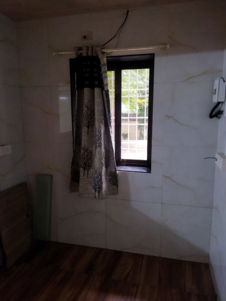 Room, daya-sagar-chsl 1.5 Bedroom 200 Sq.Ft. Apartment In Goregaon East Mumbai 10491447