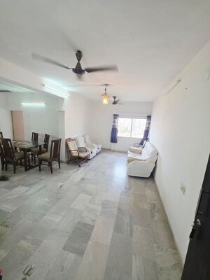 Living Room in 2 BHK Apartment at Ellisbridge – for Rent