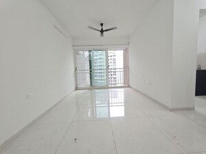 Room in 1.5 BHK Apartment at Marathon Nexzone Zenith 2, New Panvel – for Sale