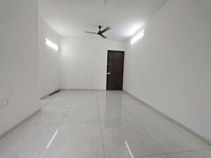 Room in 1.5 BHK Apartment at Marathon Nexzone Zenith 2, New Panvel – for Sale