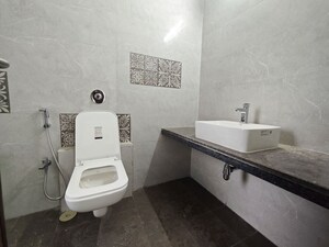 Bathroom in 1.5 BHK Apartment at Marathon Nexzone Zenith 2, New Panvel – for Sale